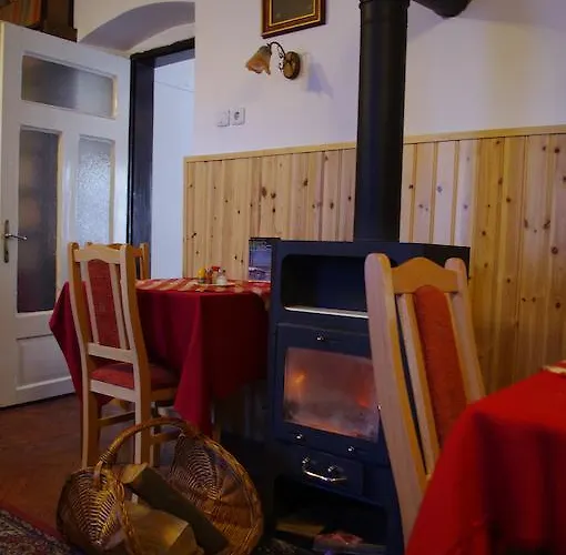 Vadszolo Szallo Es Etterem