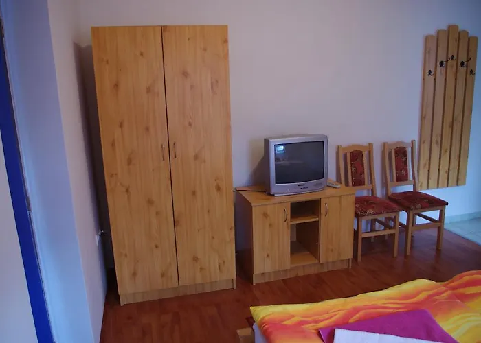 Vadszolo Szallo Es Etterem