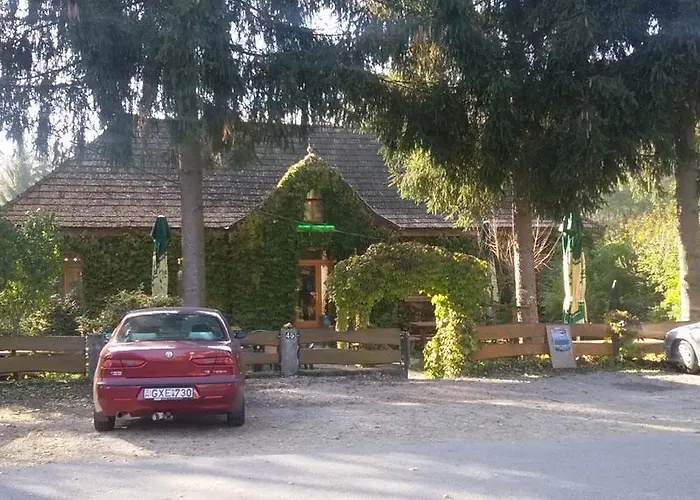 Vadszolo Szallo Es Etterem Гостевой дом Баконьбель